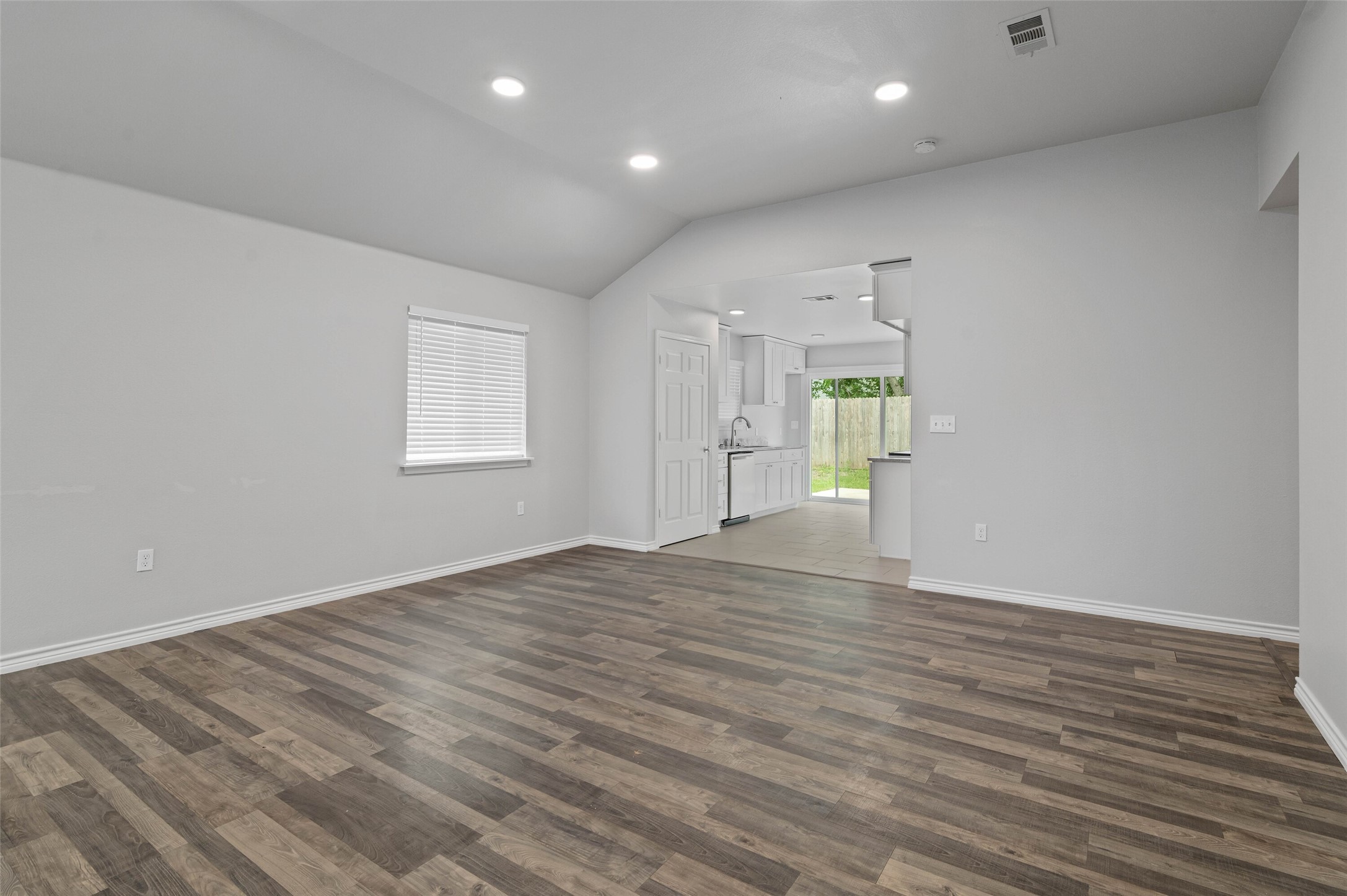 1100 Primrose Drive Sanger TX 76266