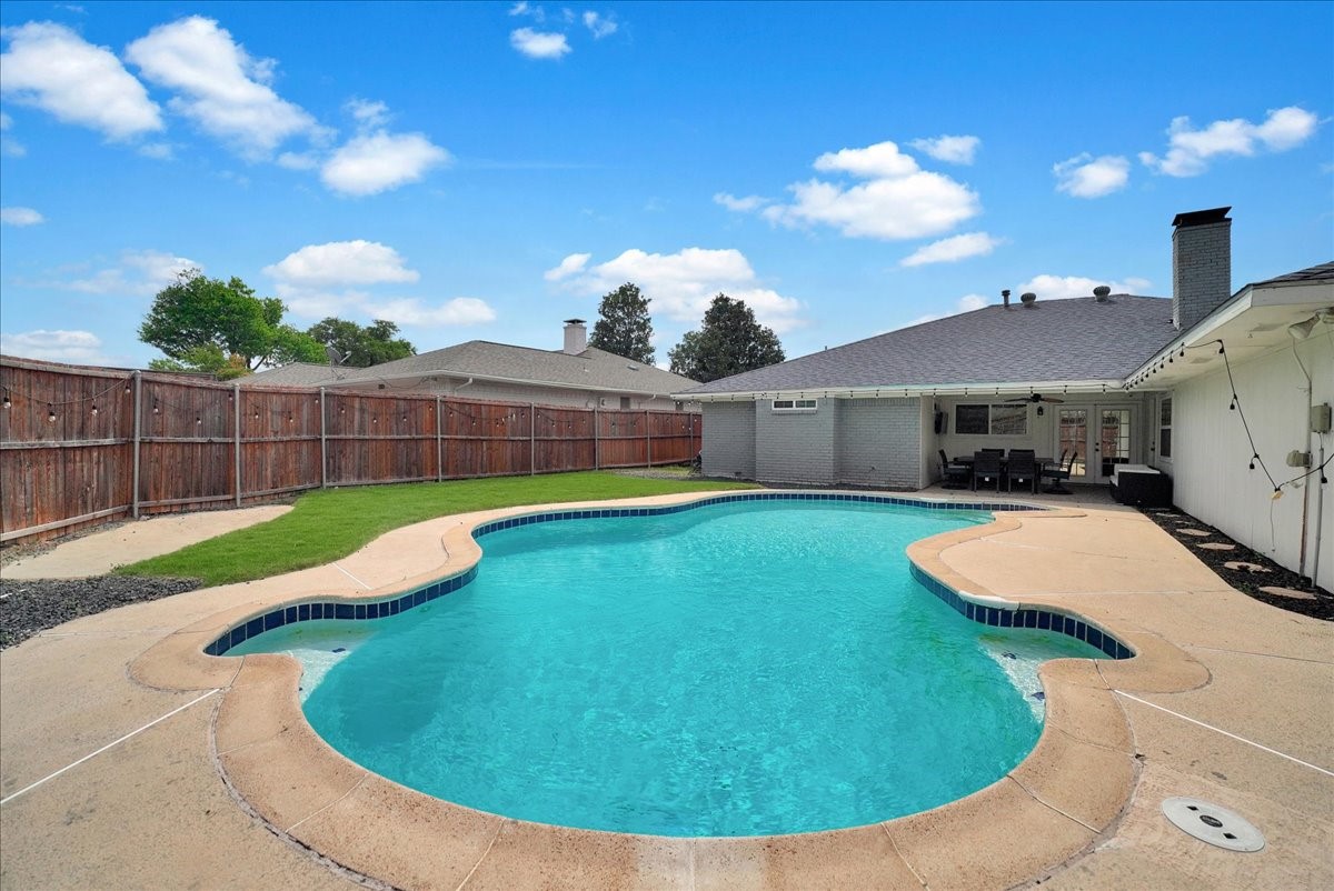527 Goodwin Drive Richardson TX 75081