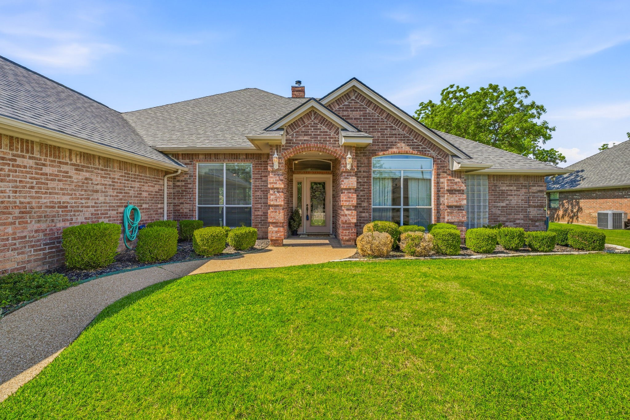 5900 Nutcracker Drive Granbury TX 76049