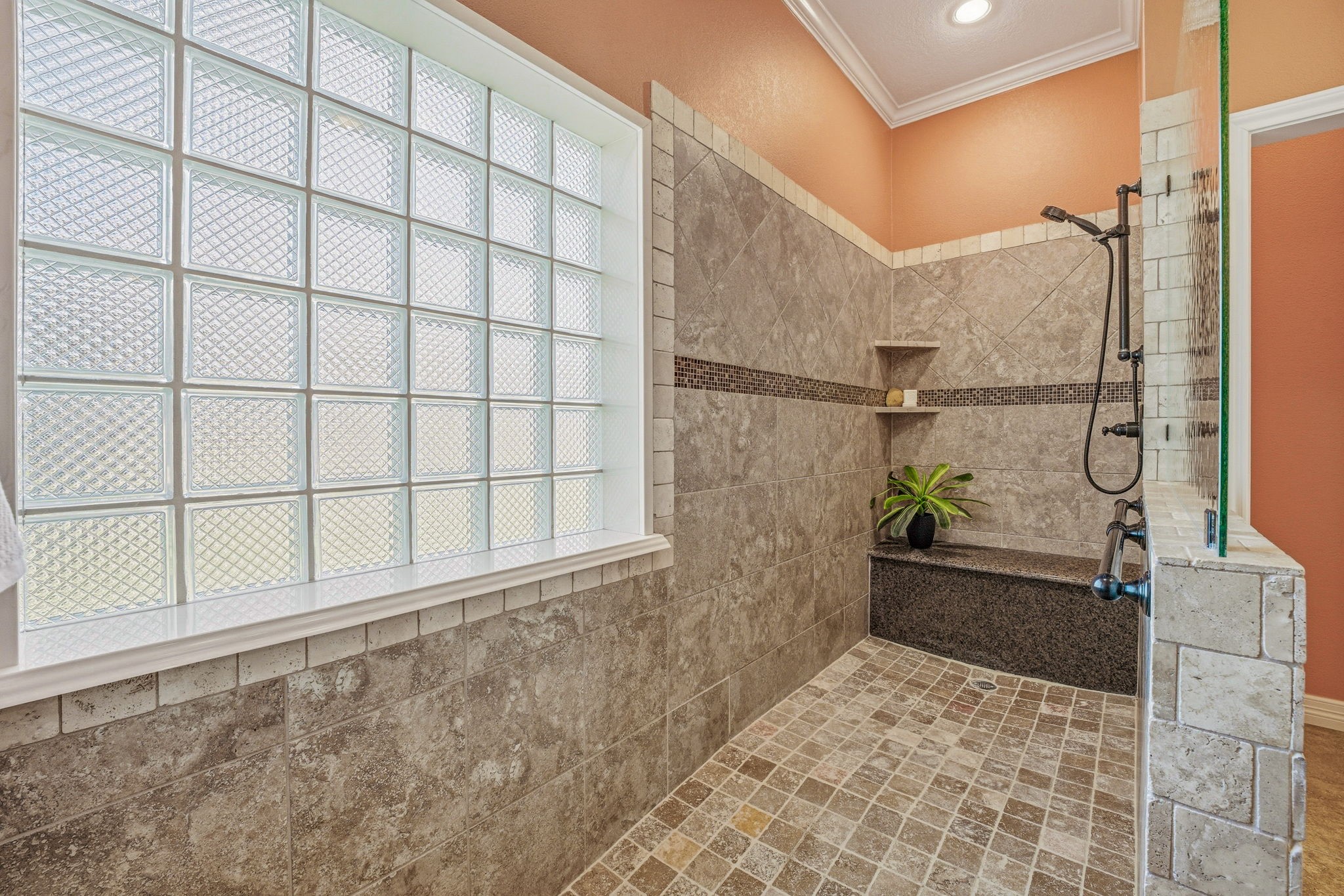 5900 Nutcracker Drive Granbury TX 76049