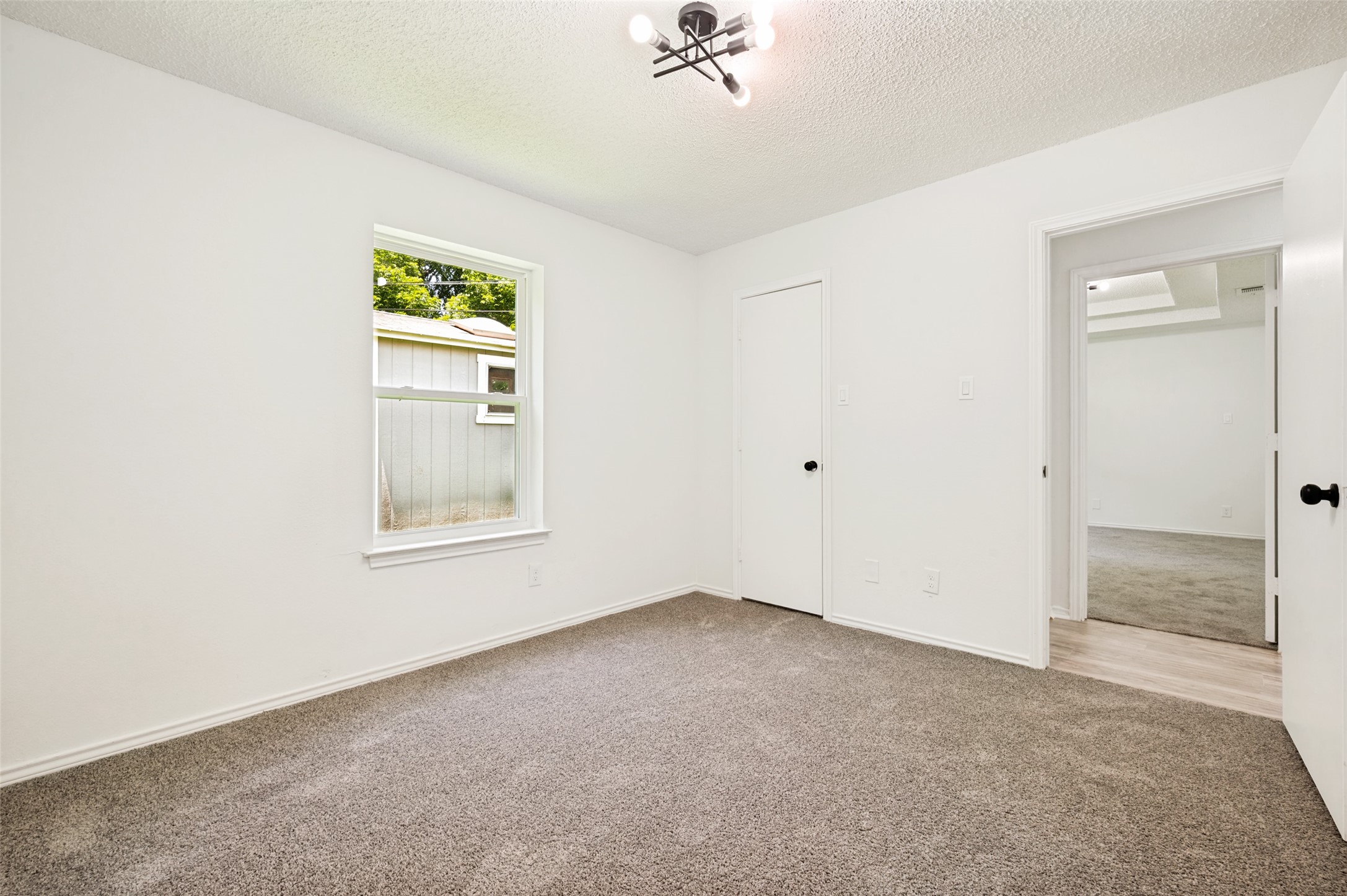 1221 Hilburn Court Irving TX 75060
