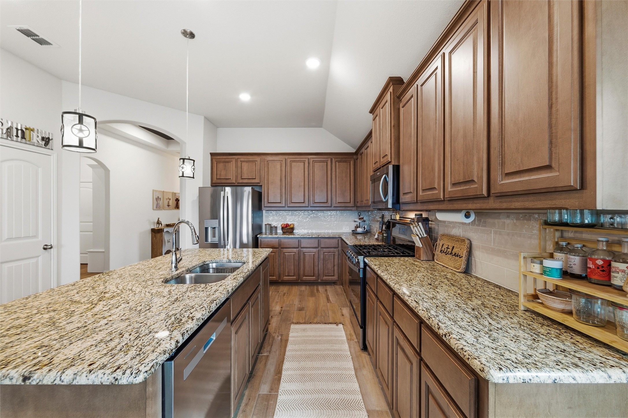 7737 Oakmeade Street Joshua TX 76058
