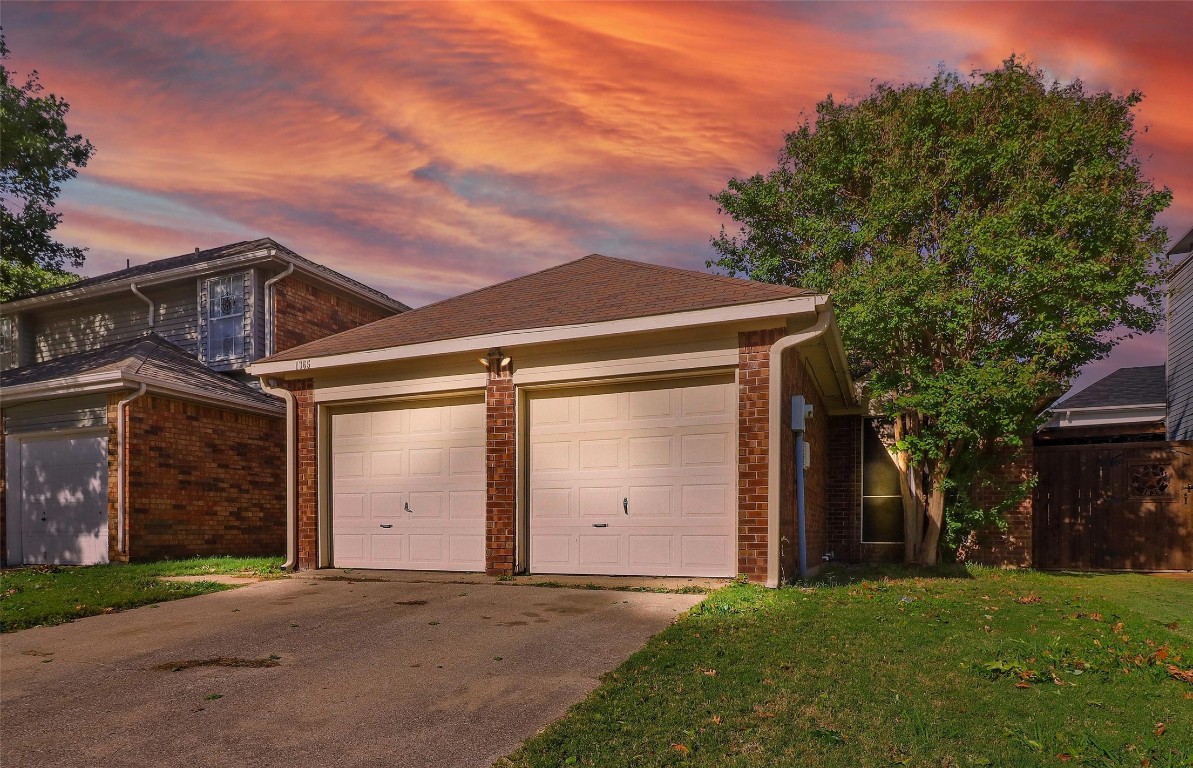 1365 Chinaberry Drive Lewisville TX 75077