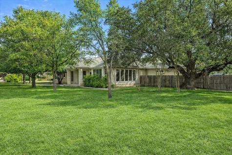 206 N Bouldin Street Hamilton TX 76531