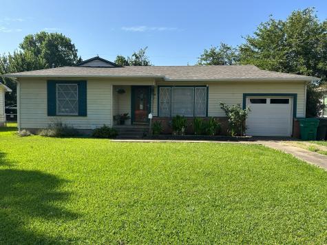 908 E Summit Street Sherman TX 75090
