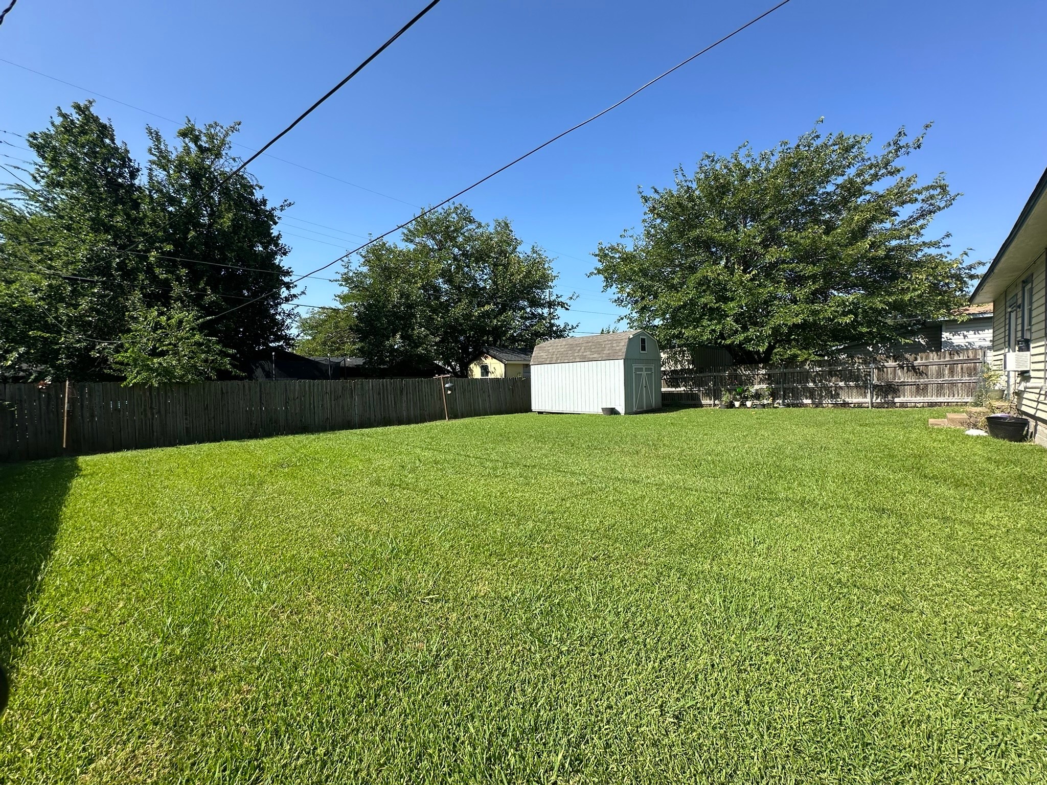 908 E Summit Street Sherman TX 75090