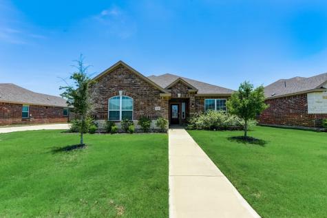 526 Roaring Springs Drive Glenn Heights TX 75154