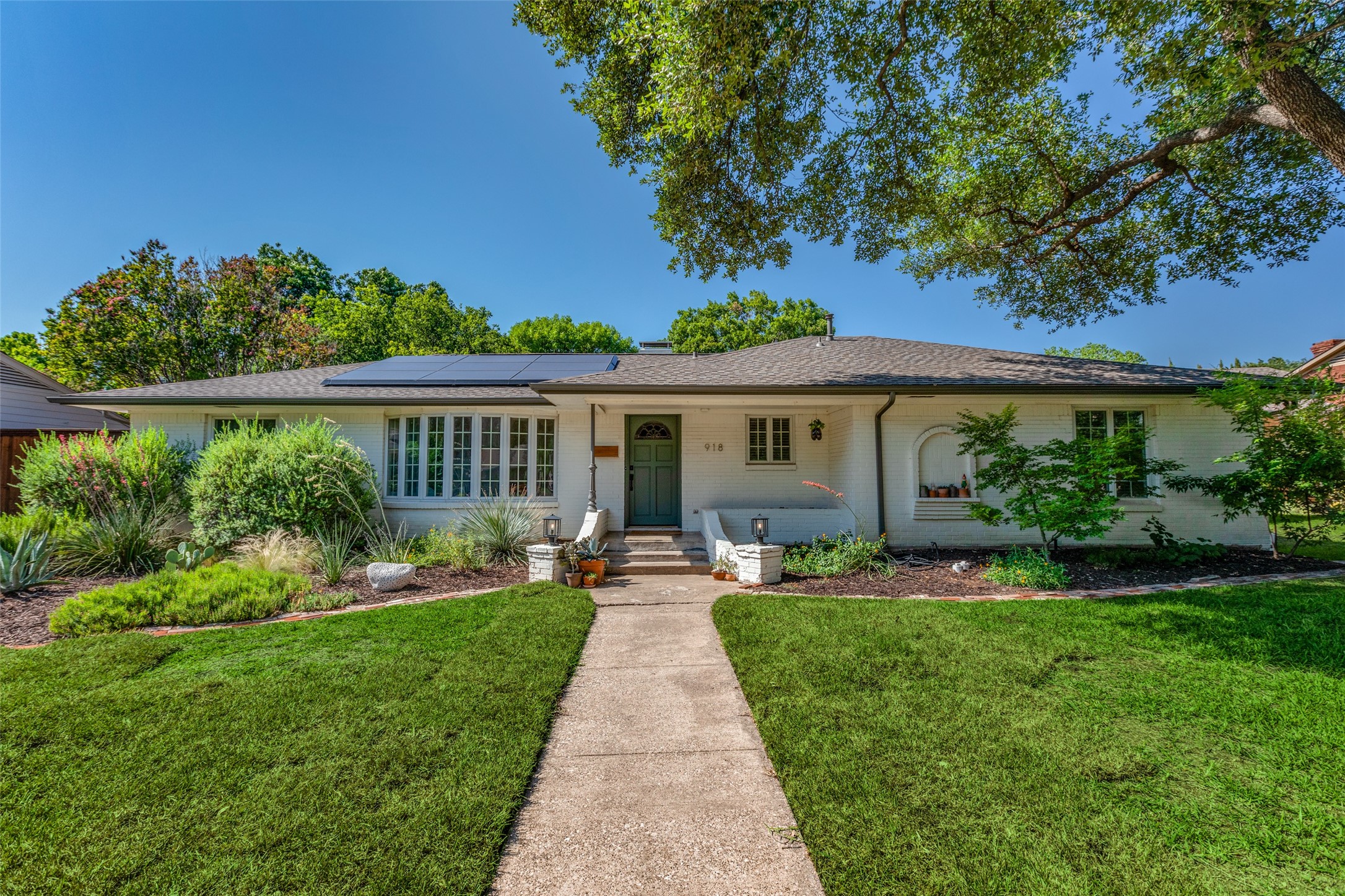 918 Chadwick Drive Richardson TX 75080