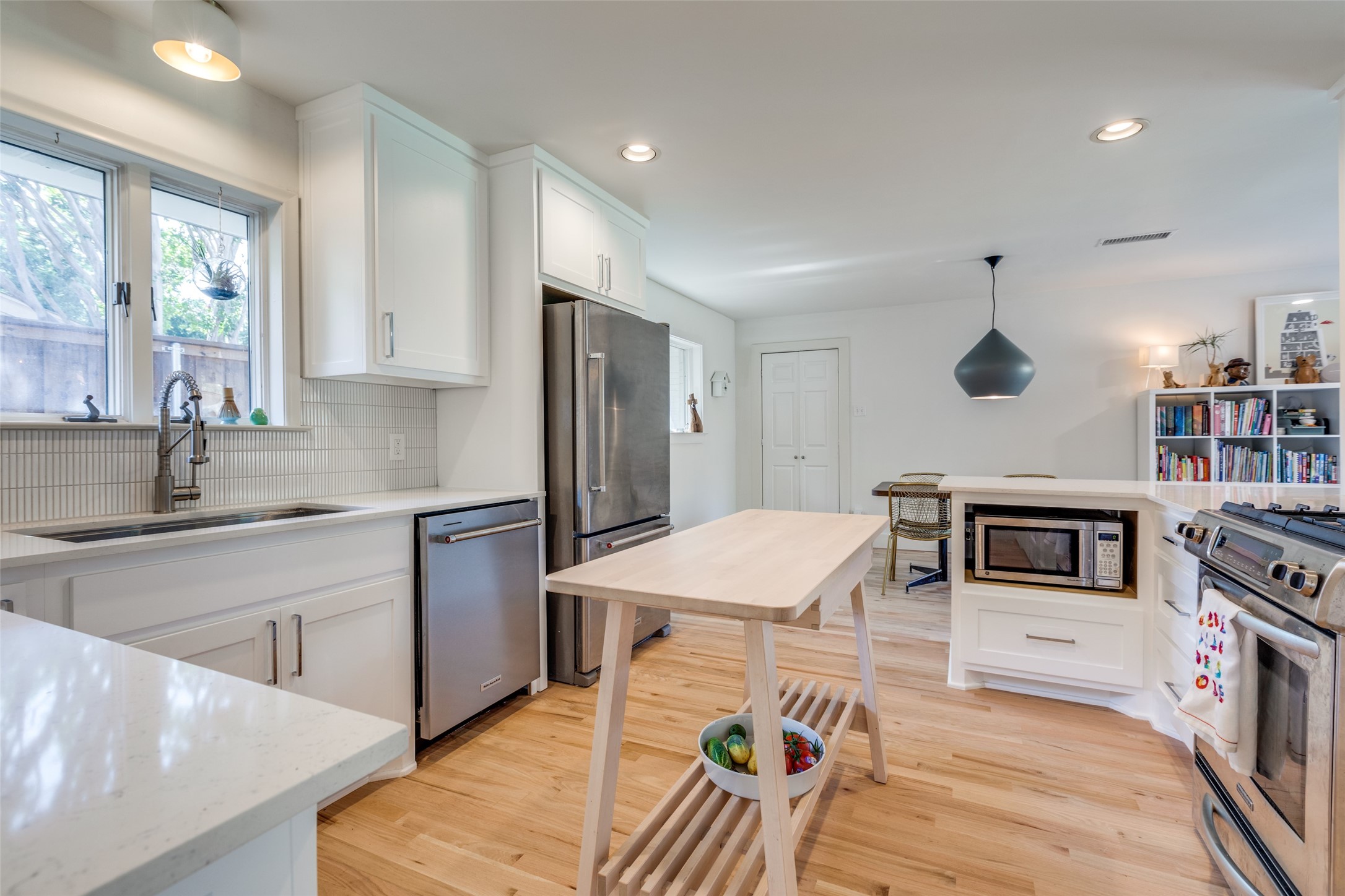 918 Chadwick Drive Richardson TX 75080
