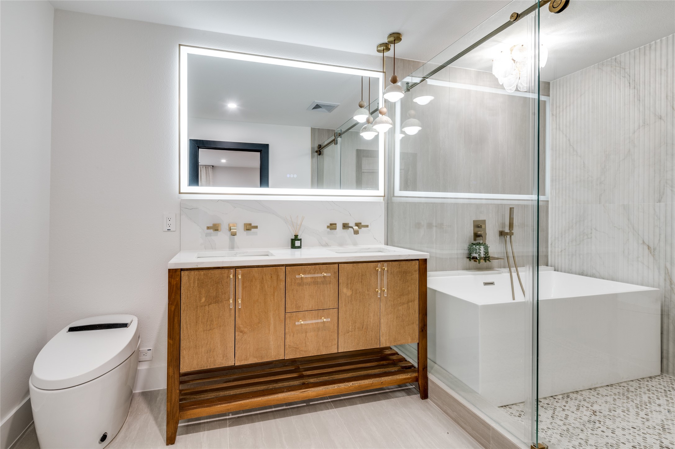 3895 Antigua Circle Dallas TX 75244