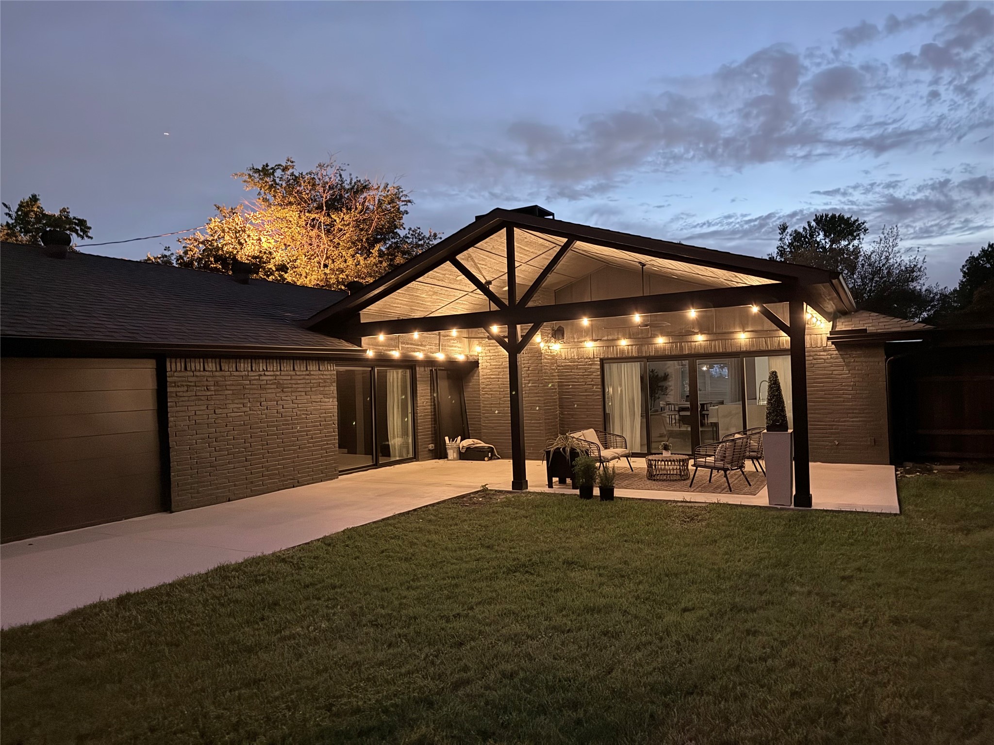 3895 Antigua Circle Dallas TX 75244