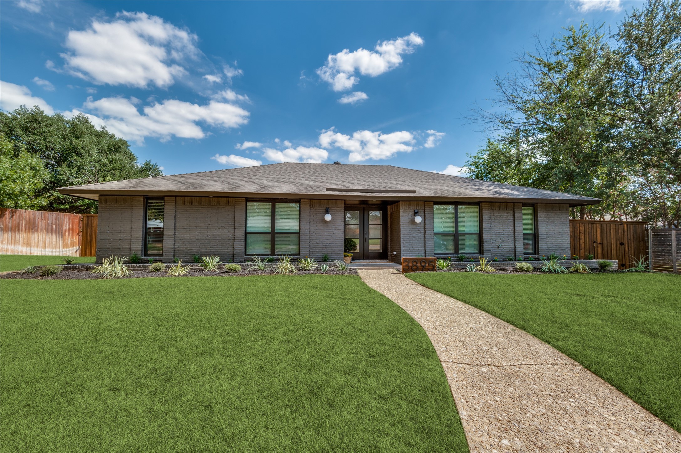 3895 Antigua Circle Dallas TX 75244