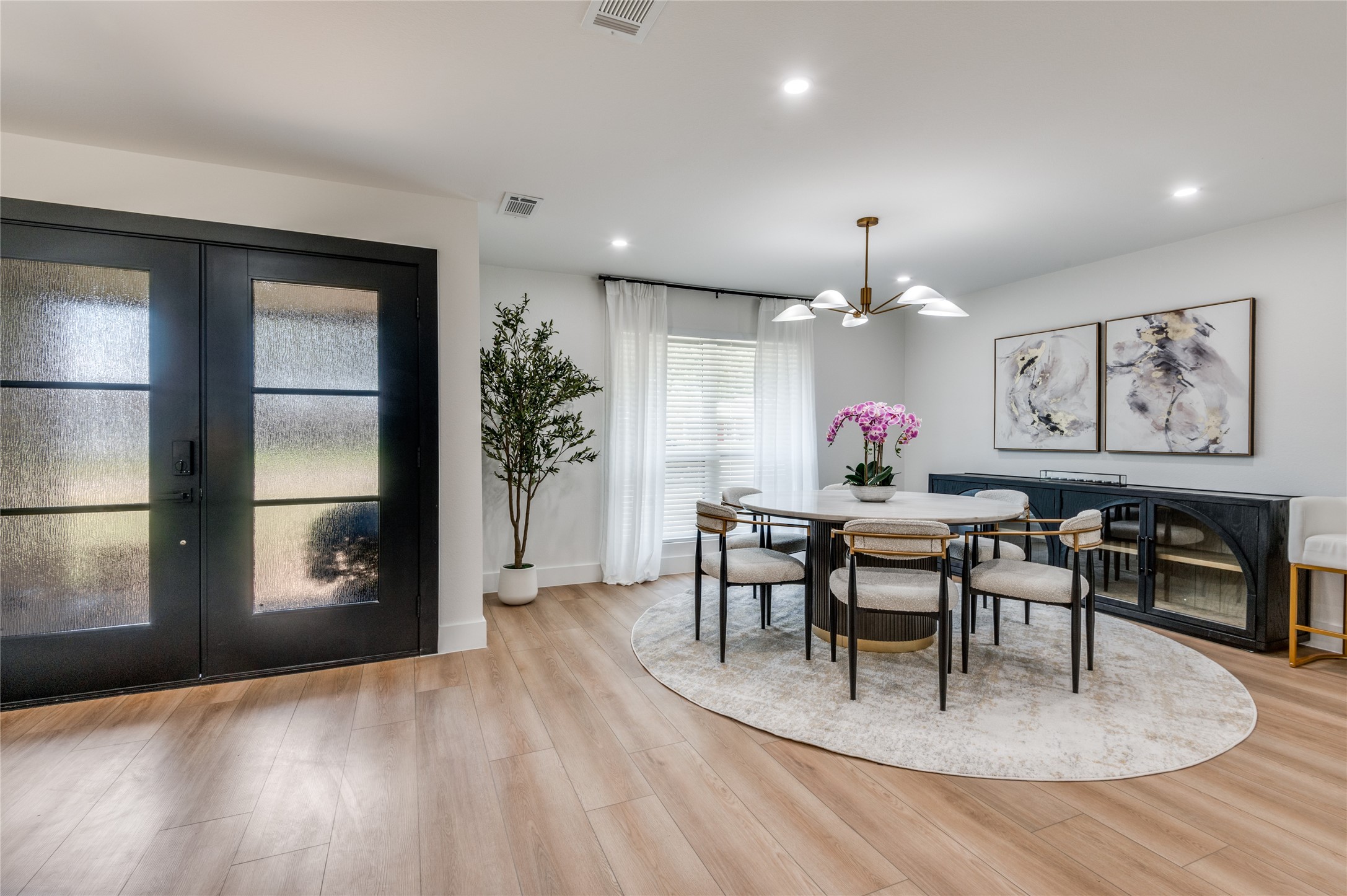 3895 Antigua Circle Dallas TX 75244