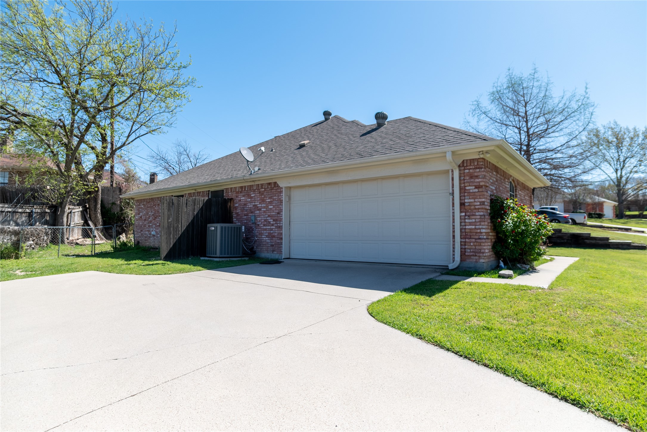 604 Valleyridge Court Decatur TX 76234