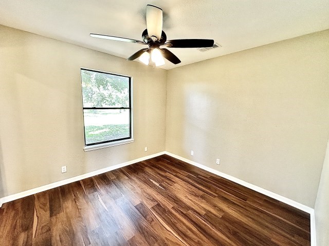 505 N 16th Street Port O Connor TX 77982