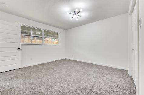 2010 Durham Street Irving TX 75062