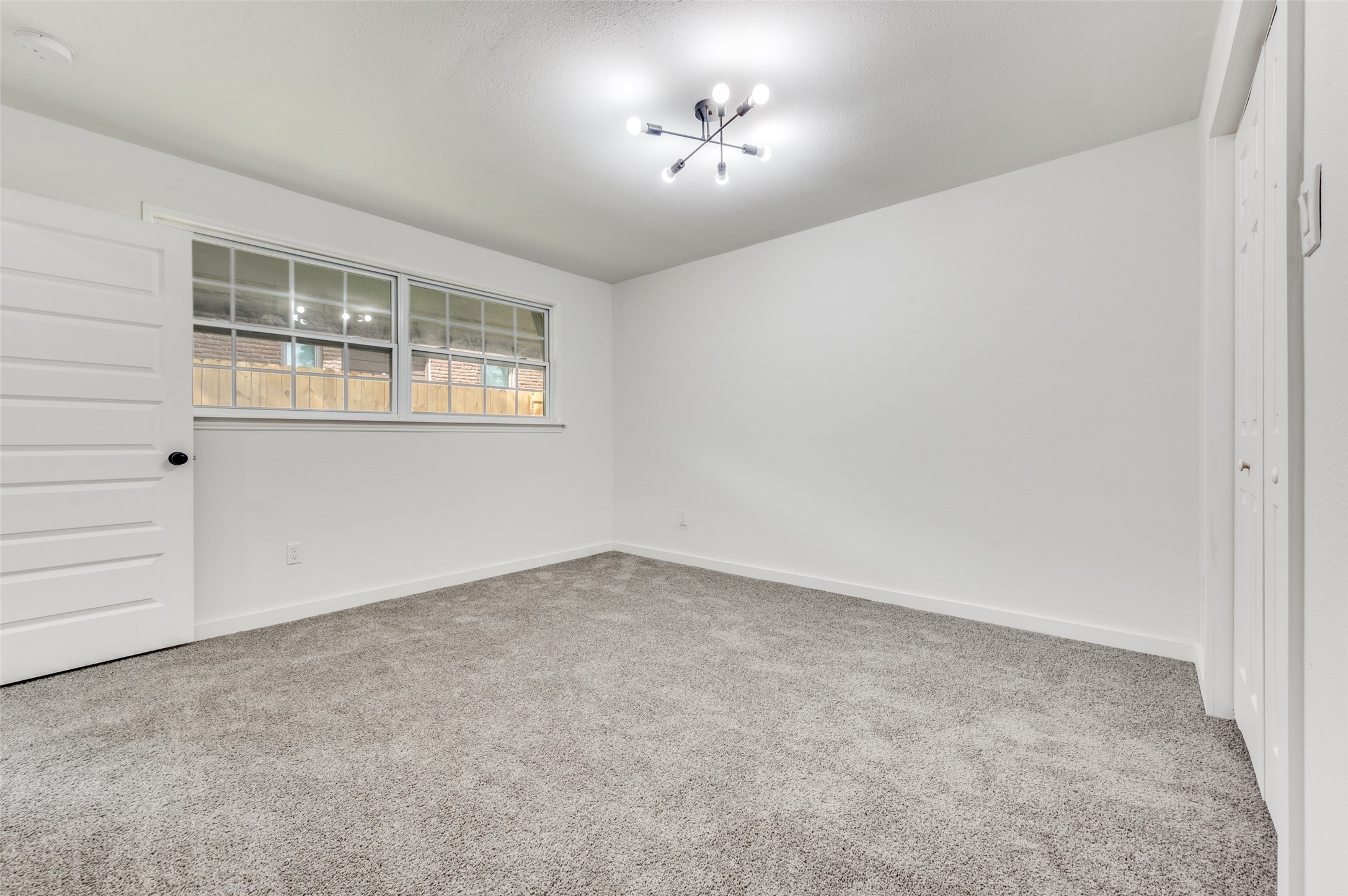 2010 Durham Street Irving TX 75062