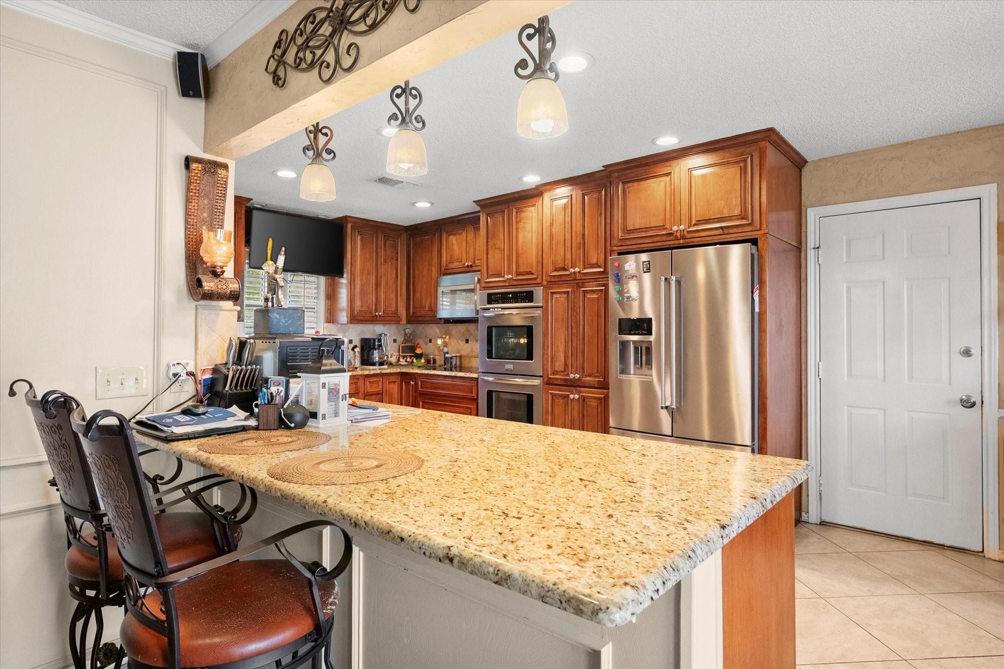 1005 Acorn Court Arlington TX 76012
