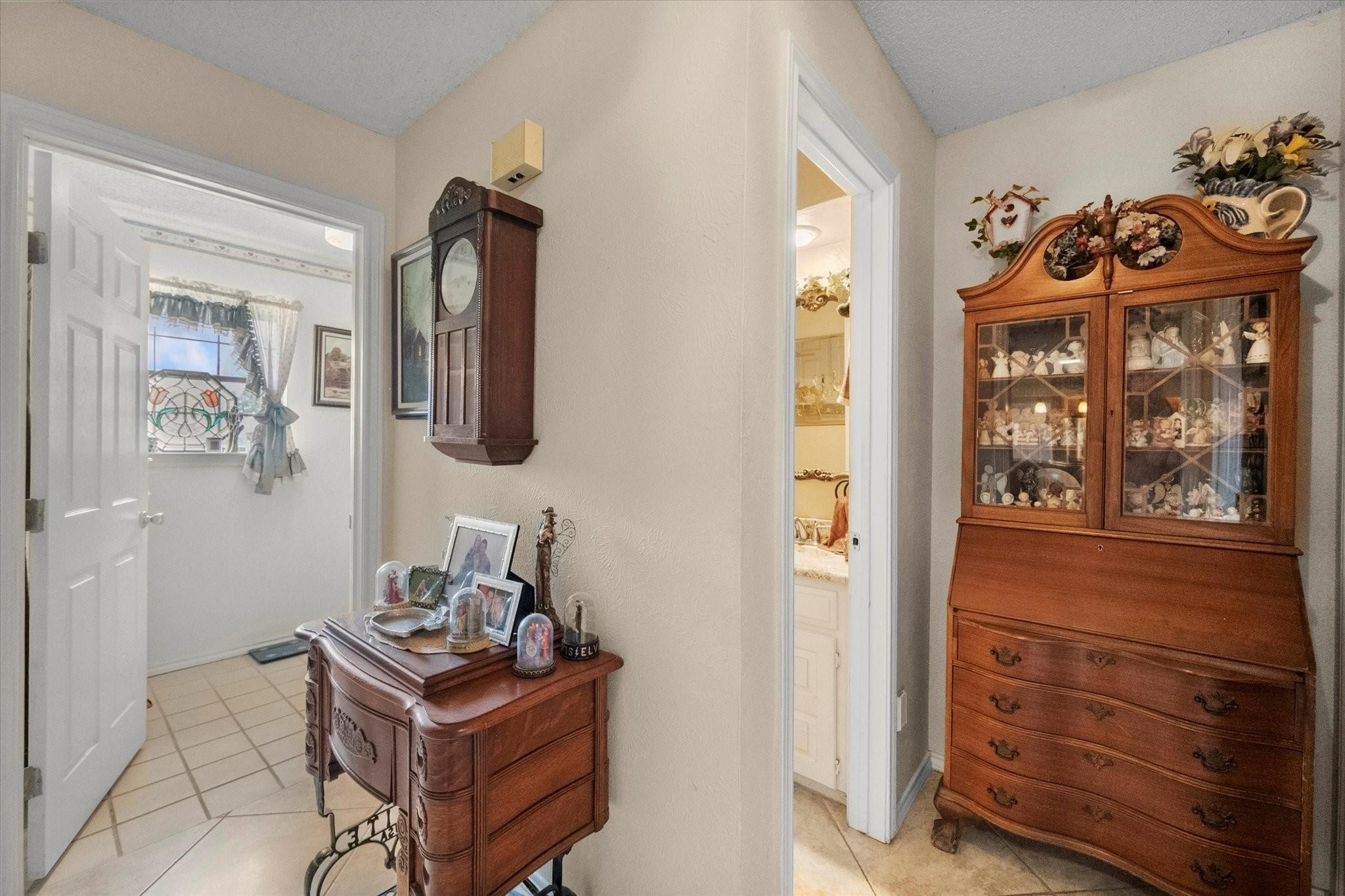 1005 Acorn Court Arlington TX 76012