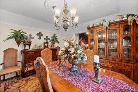 1005 Acorn Court Arlington TX 76012