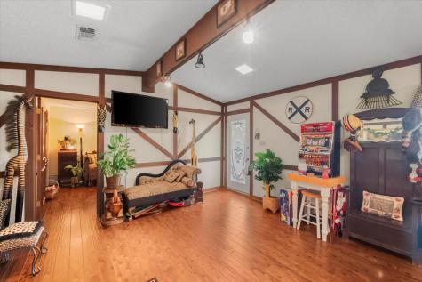 1005 Acorn Court Arlington TX 76012