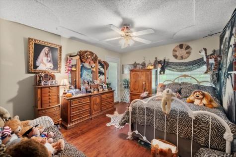 1005 Acorn Court Arlington TX 76012
