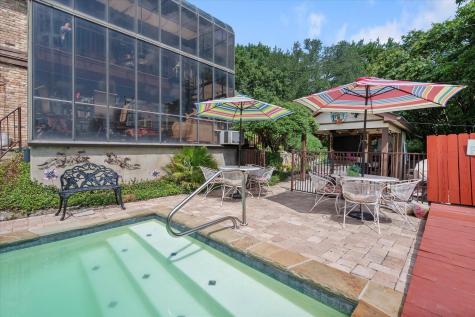 1005 Acorn Court Arlington TX 76012
