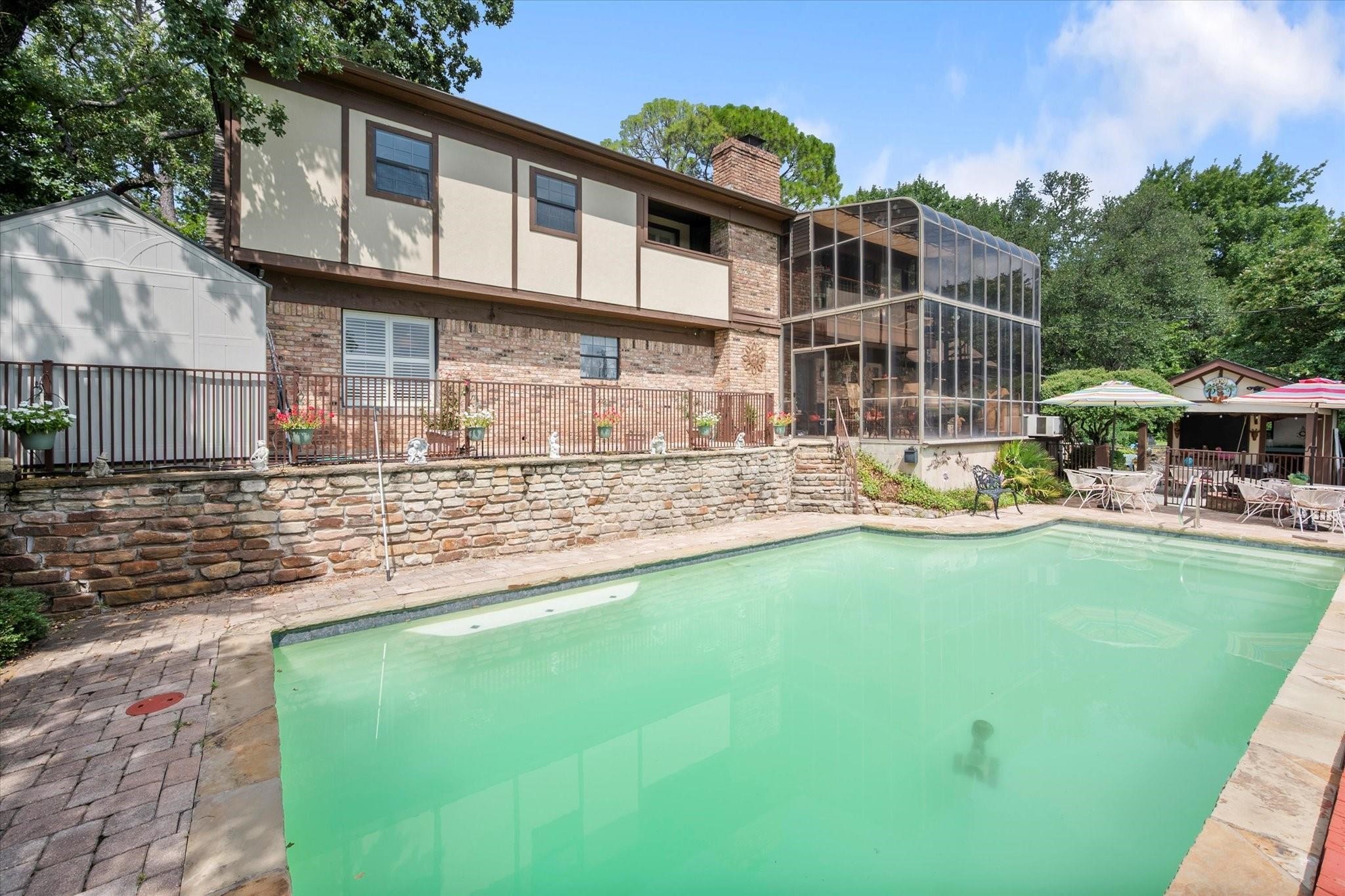 1005 Acorn Court Arlington TX 76012