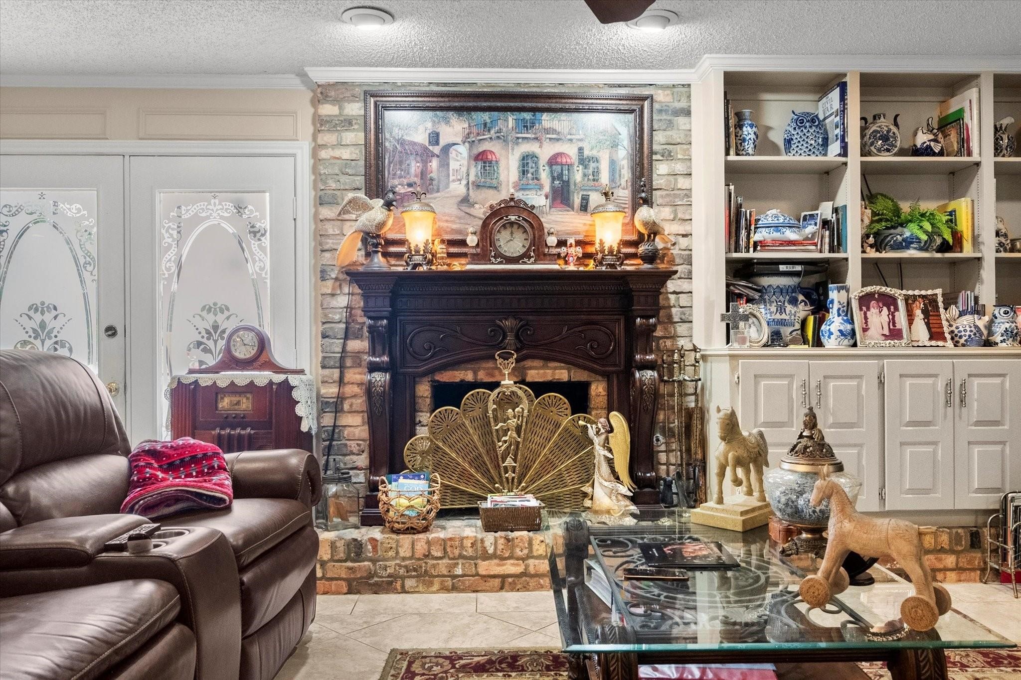 1005 Acorn Court Arlington TX 76012