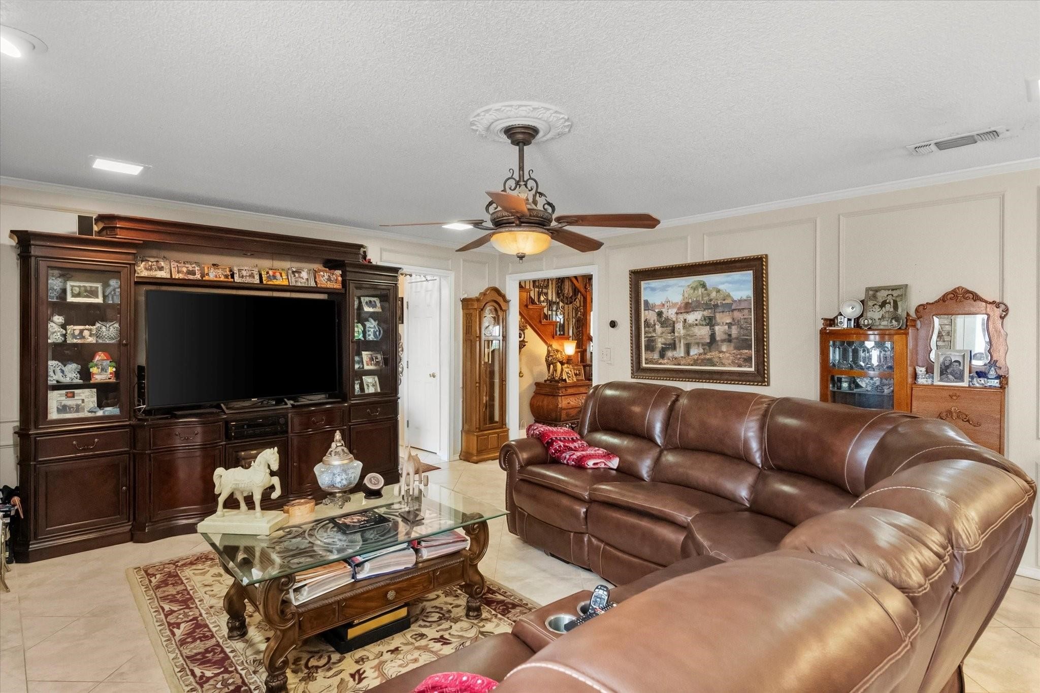 1005 Acorn Court Arlington TX 76012