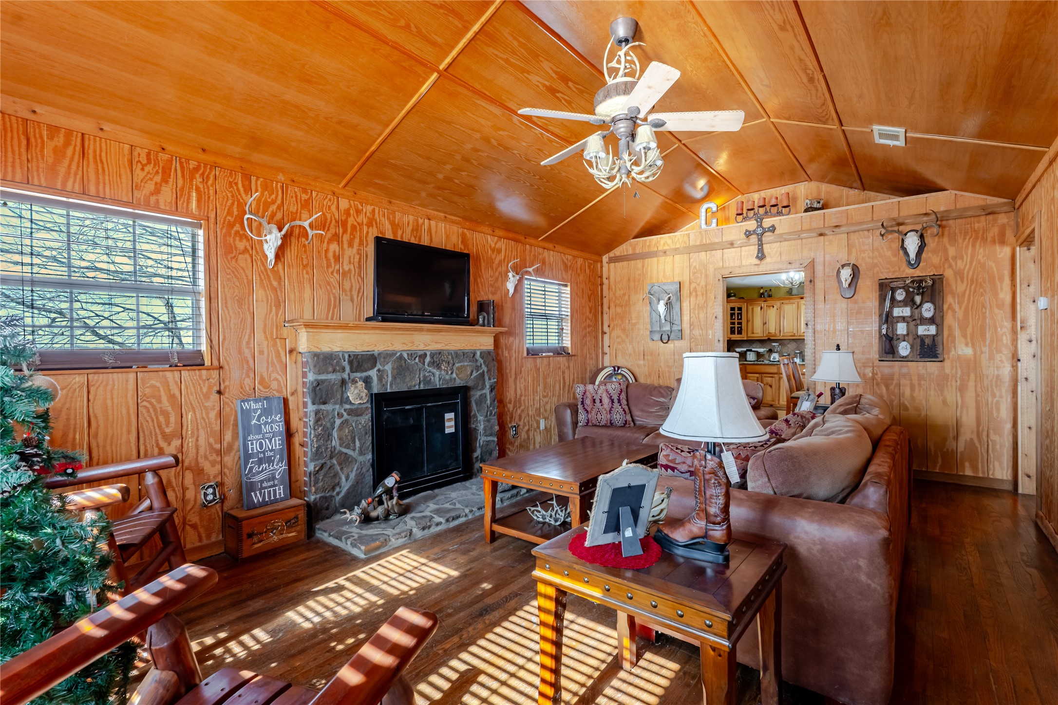 794 W Antelope Road Jacksboro TX 76389