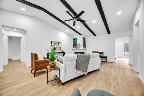 1804 Fernwood Circle Carrollton TX 75006