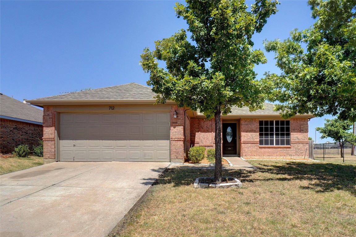 712 Cedar Ridge Lane Burleson TX 76028