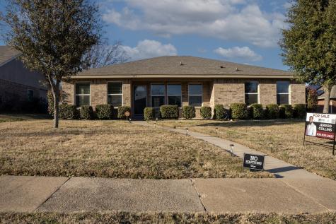 1213 Harvest Hill Lane Lancaster TX 75146