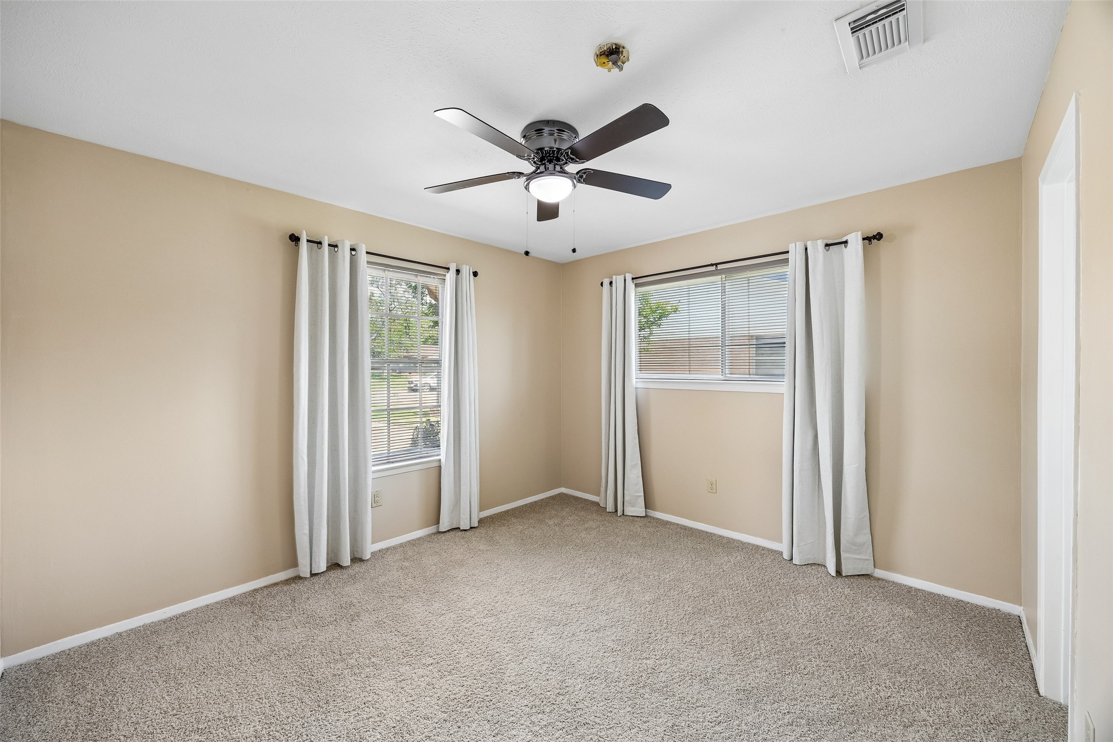 1918 Normandy Drive Irving TX 75060