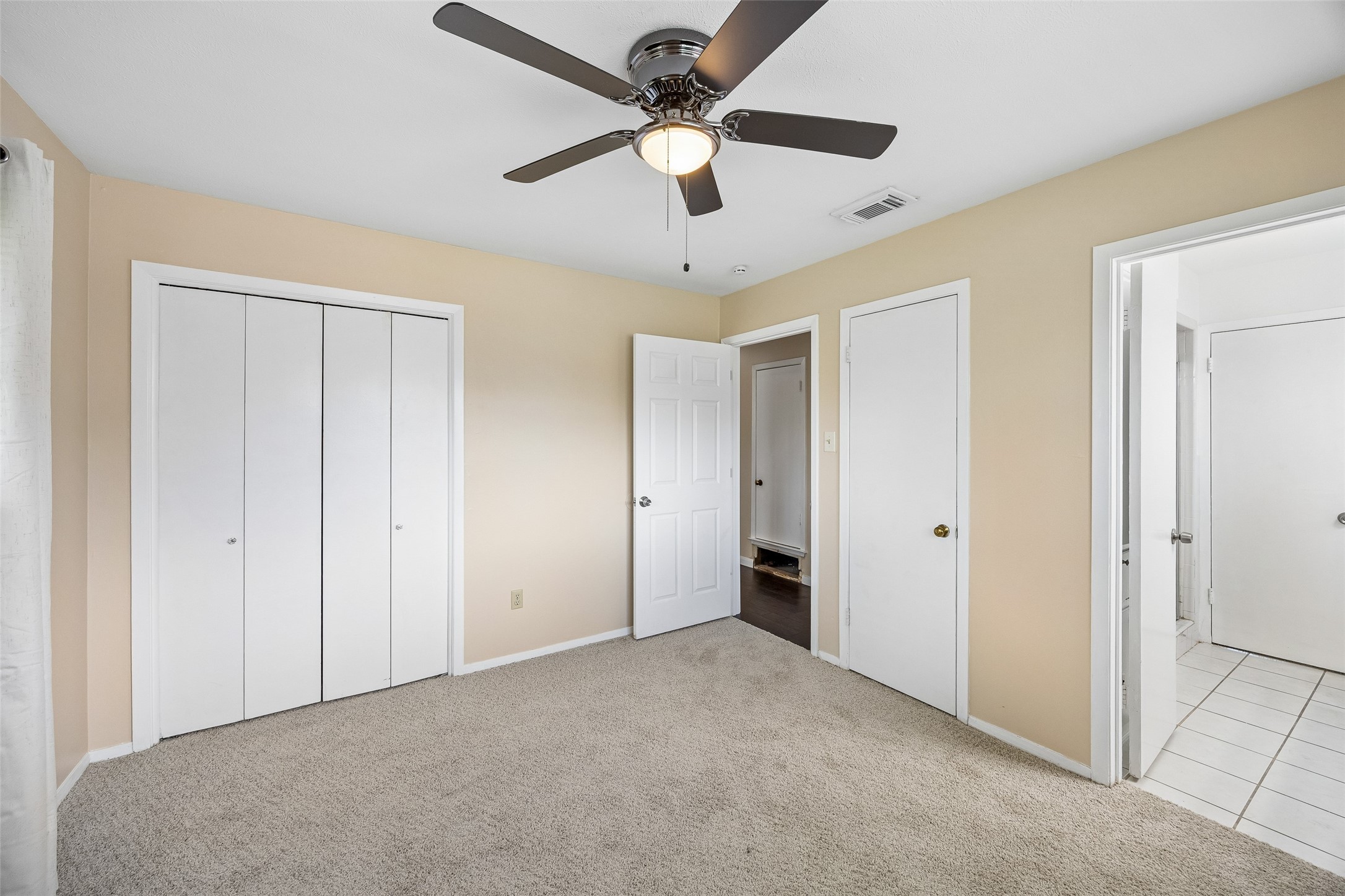 1918 Normandy Drive Irving TX 75060