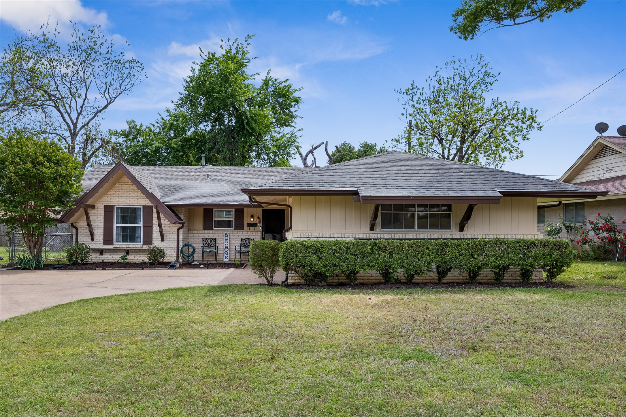1918 Normandy Drive Irving TX 75060