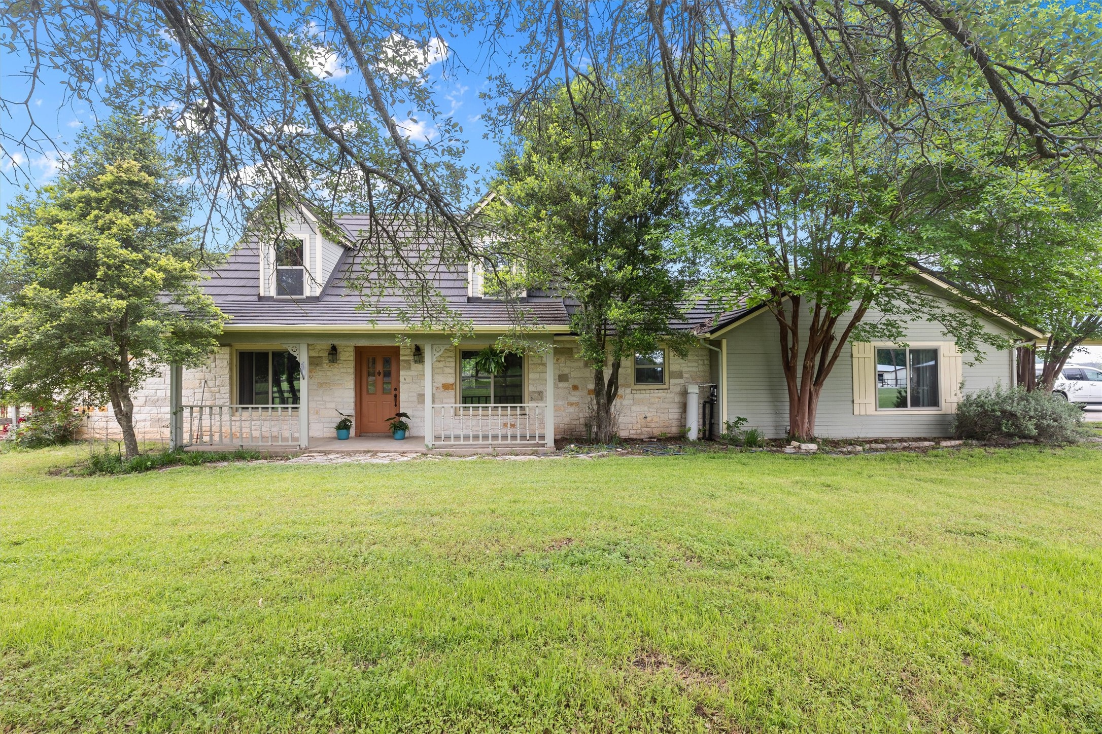 330 Woodcreek Court Granbury TX 76049