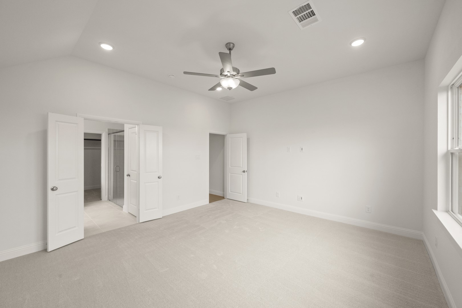 1023 Wheatland Justin TX 76247
