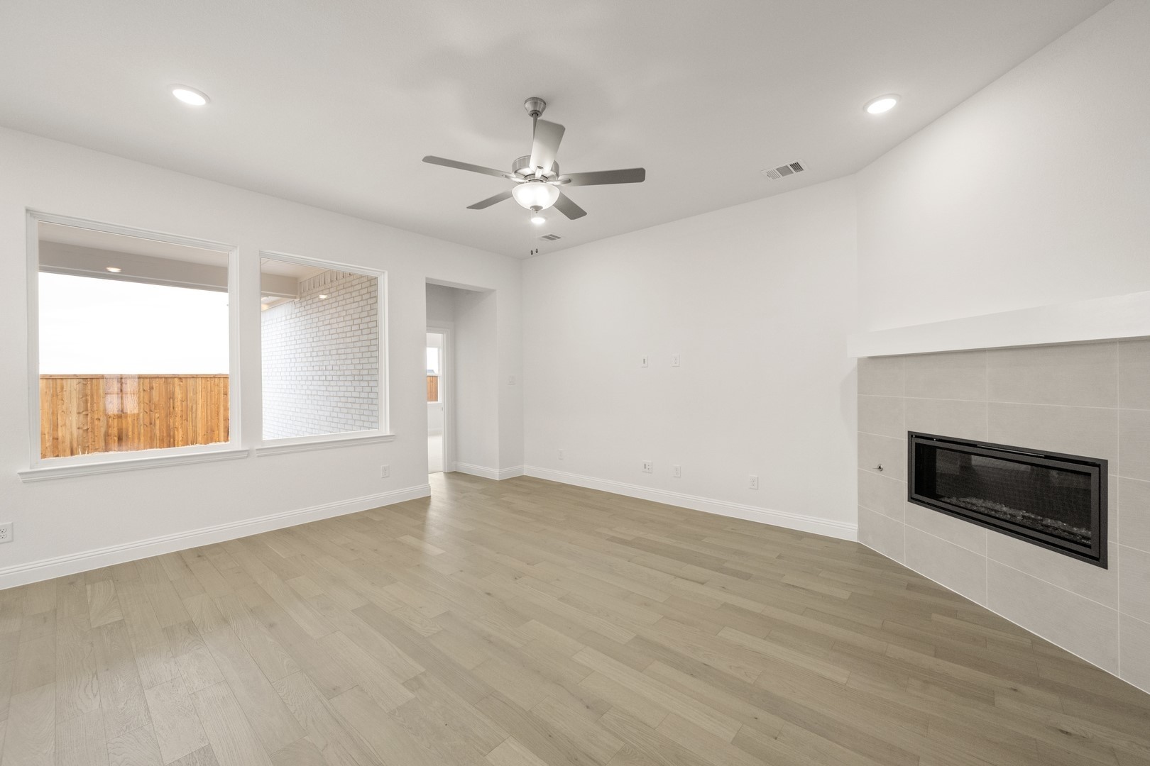 1023 Wheatland Justin TX 76247