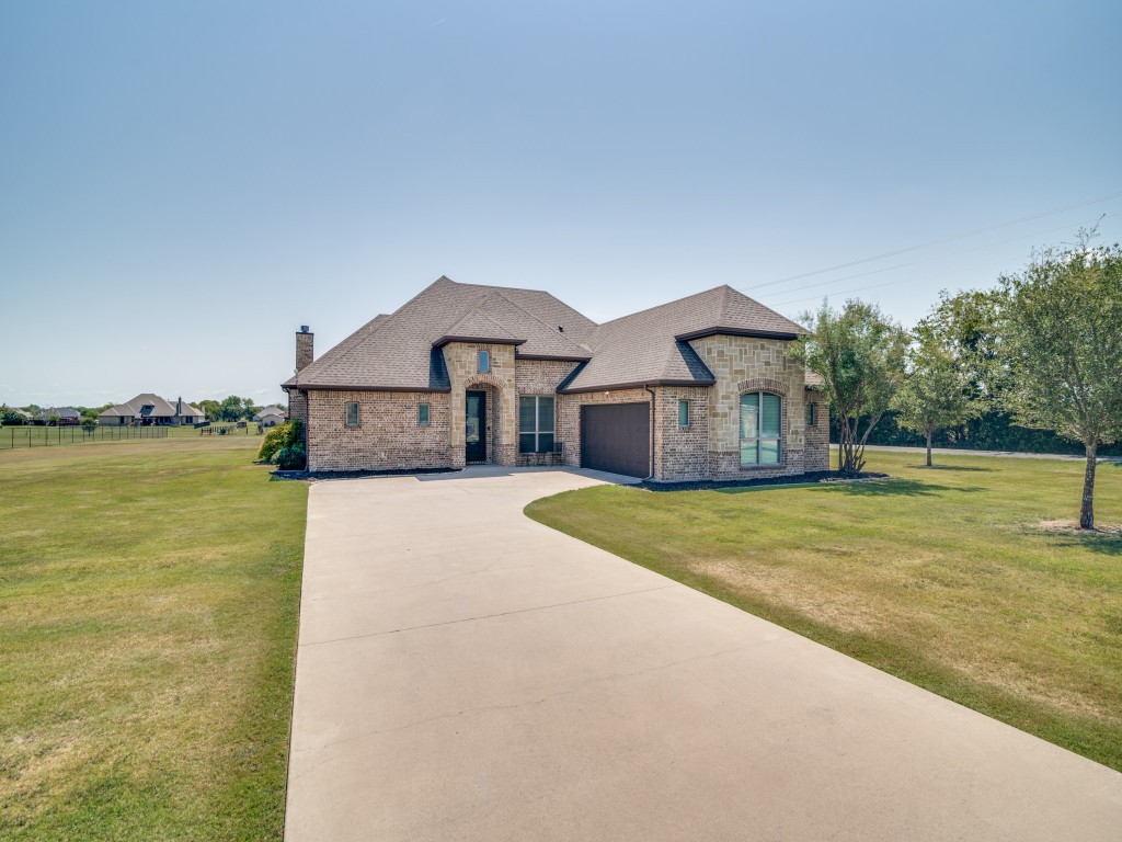 2520 Laurel Oaks Royse City TX 75189