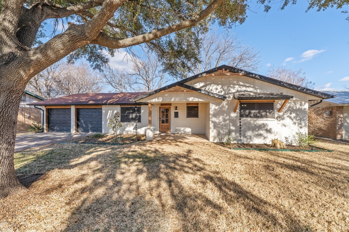 2206 16th Street Brownwood TX 76801