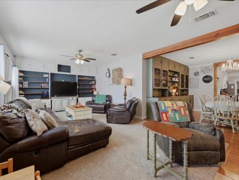 723 S Dixon Street Gainesville TX 76240