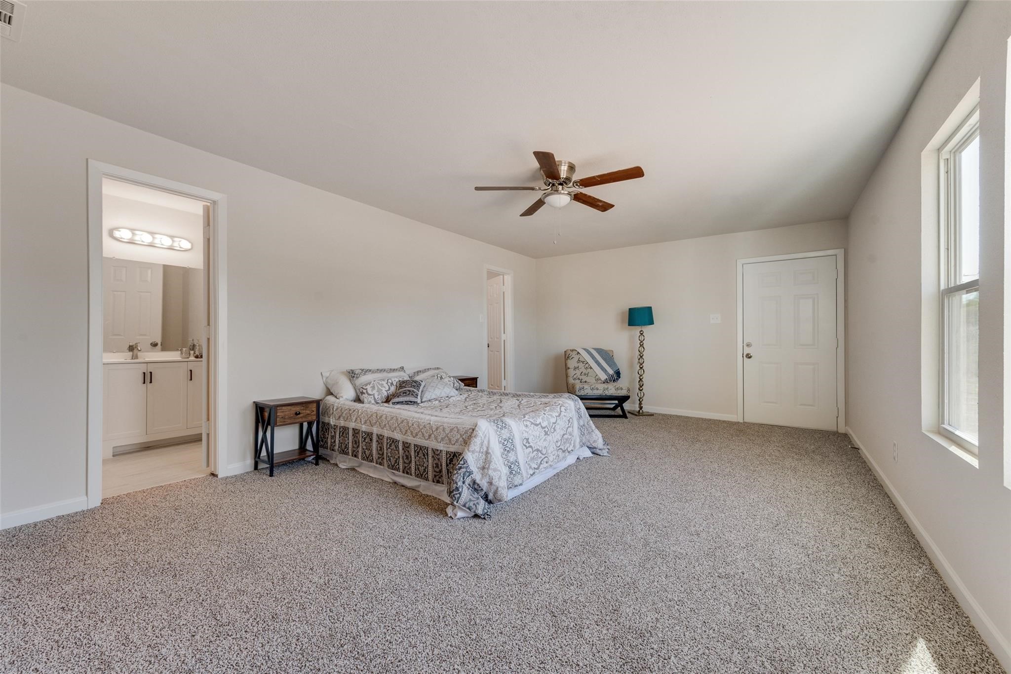 506 N Fm 156 Ponder TX 76259