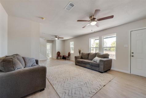 506 N Fm 156 Ponder TX 76259