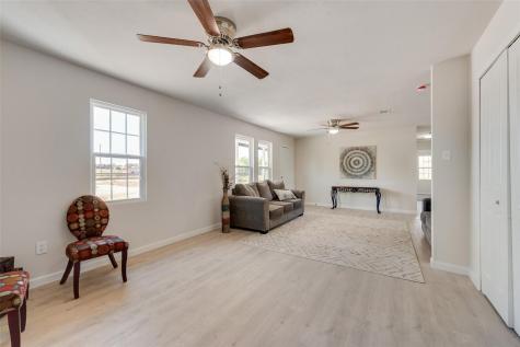 506 N Fm 156 Ponder TX 76259