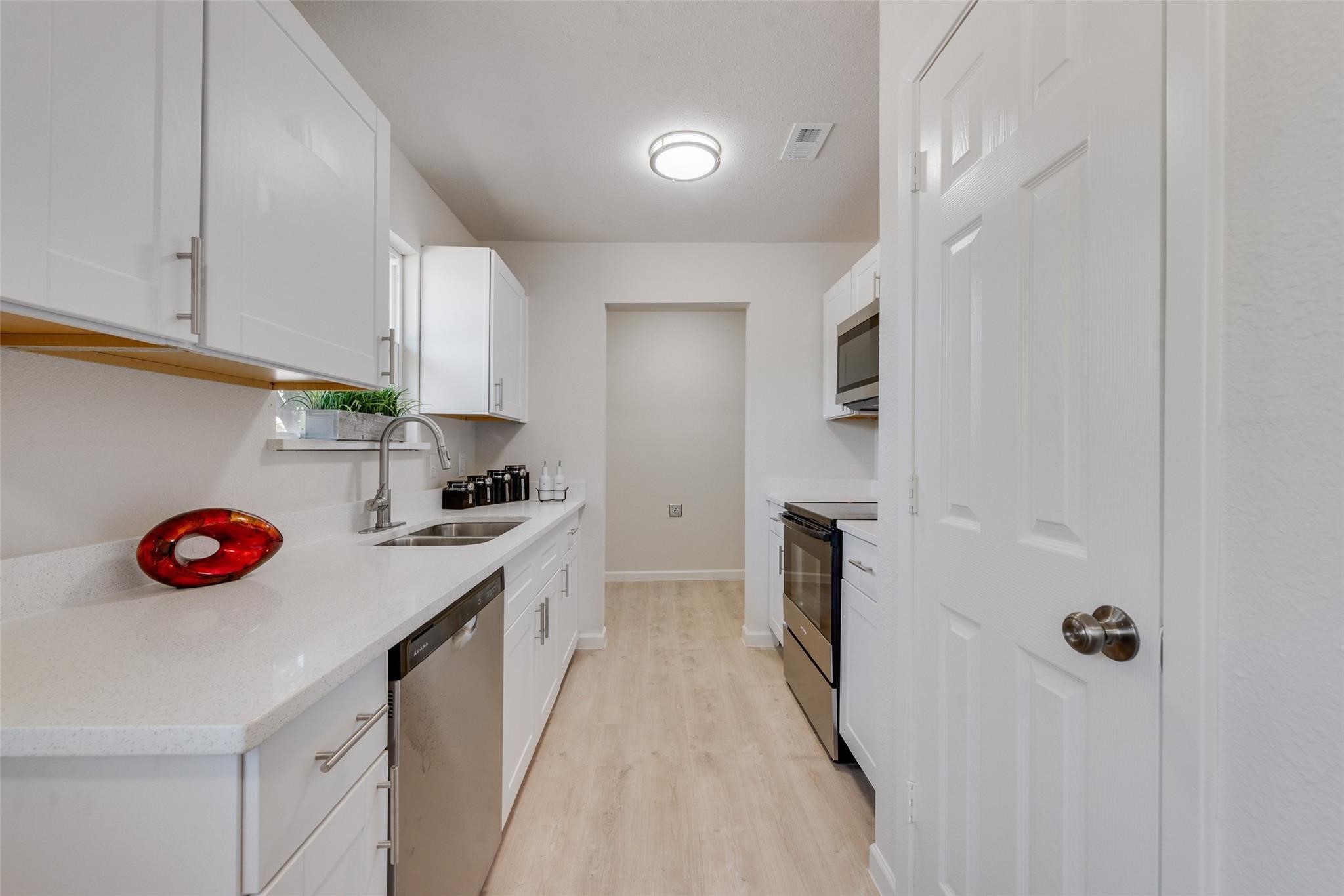 506 N Fm 156 Ponder TX 76259