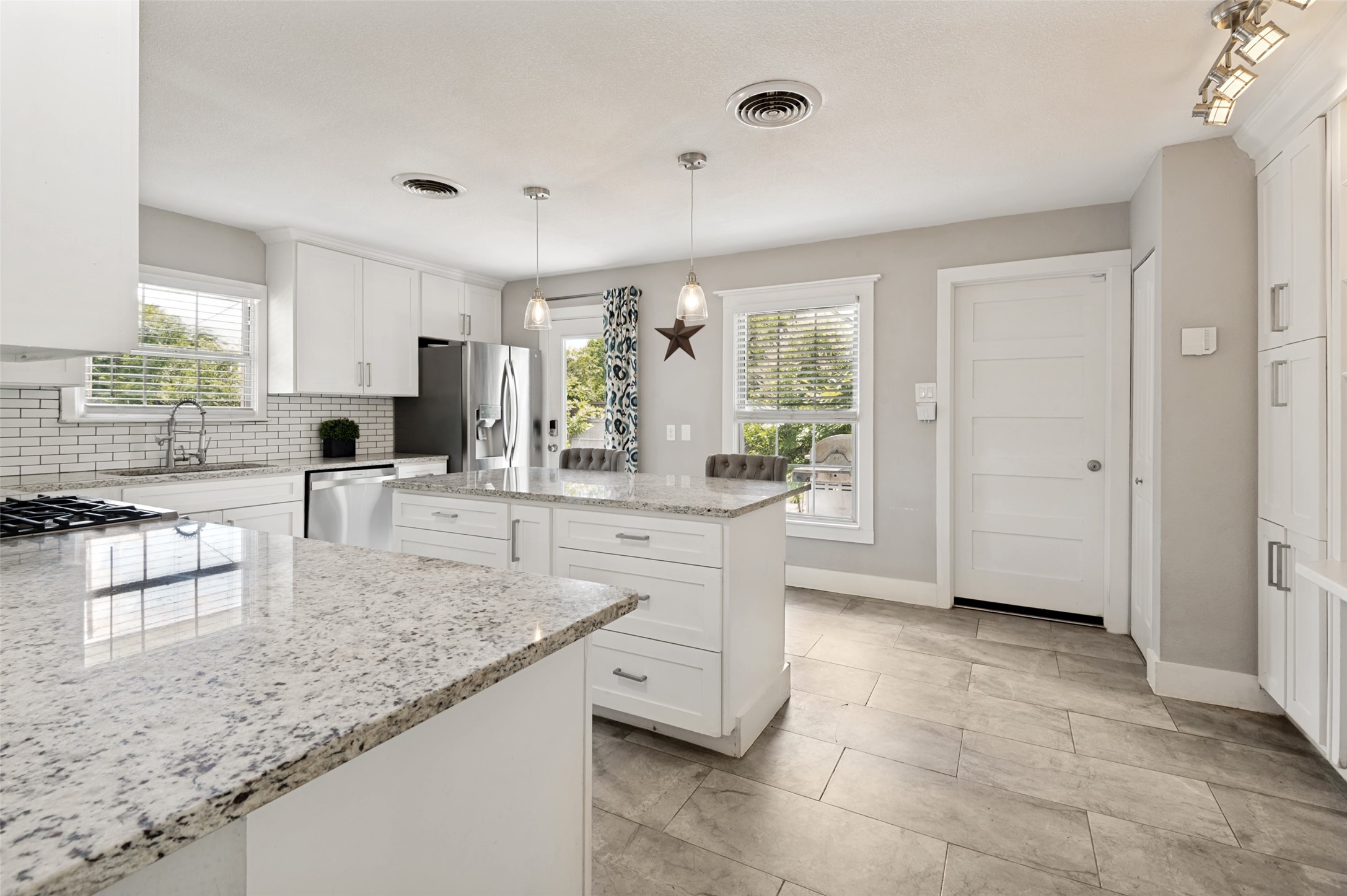 4006 Walnut Hill Lane Dallas TX 75229