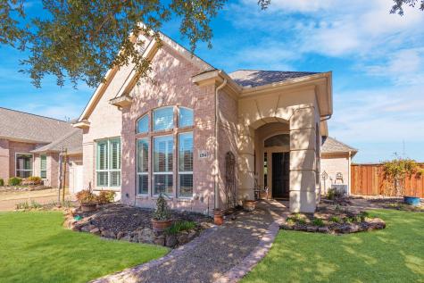1204 Lake Point Circle Mckinney TX 75072