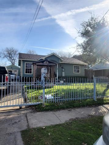 4314 Whitworth Street Dallas TX 75227